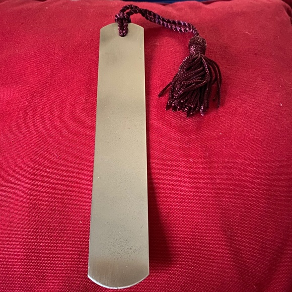 Salisbury Pewter Bookmark with Burgundy Tassel - Picture 3 of 14